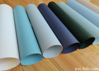 Filme de revestimento decorativo de móveis em PVC para imprensa de membrana