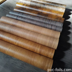 0.14mm PVC Decorative Laminating Film Texturas de madeira Film em relevo Design de madeira para folha laminada