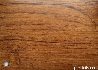 Folha decorativa do PVC da grão da madeira da cor do carvalho para a espessura da membrana 0.10mm do vácuo