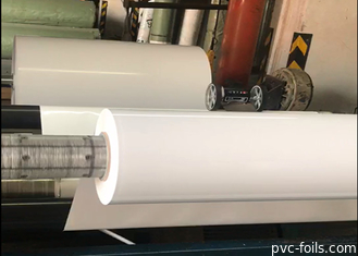 Folha de alto brilho da membrana do PVC para o branco contínuo da porta de armário