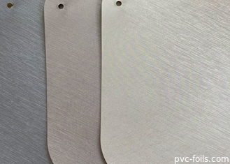De prata escovado gravou o rolo decorativo da folha do PVC torna 3D gravou