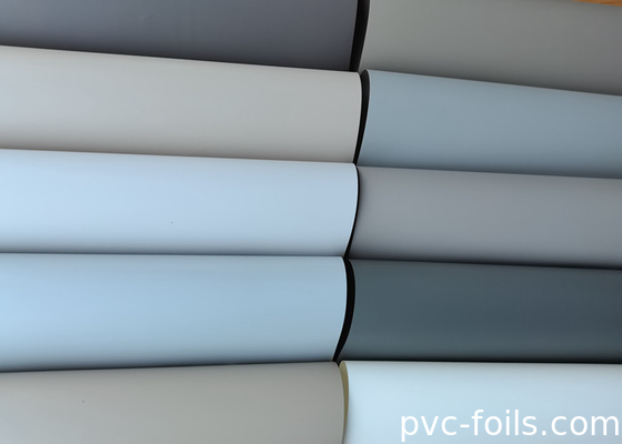 Rolo de filme decorativo de PVC de cor sólida e suave e sedosa para imprensa de membrana