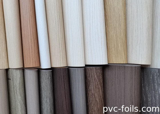 Filme decorativo de PVC de textura de madeira supermate para painel de WPC e revestimento de perfis
